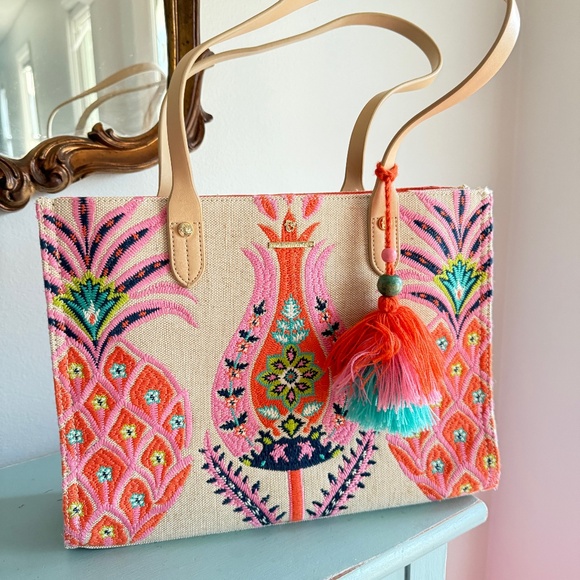 Spartina 449 Kaia Pineapple Box tote - Picture 1 of 13